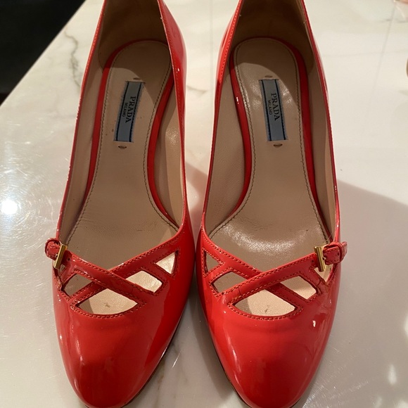 PRADA SHOES - Picture 3 of 16